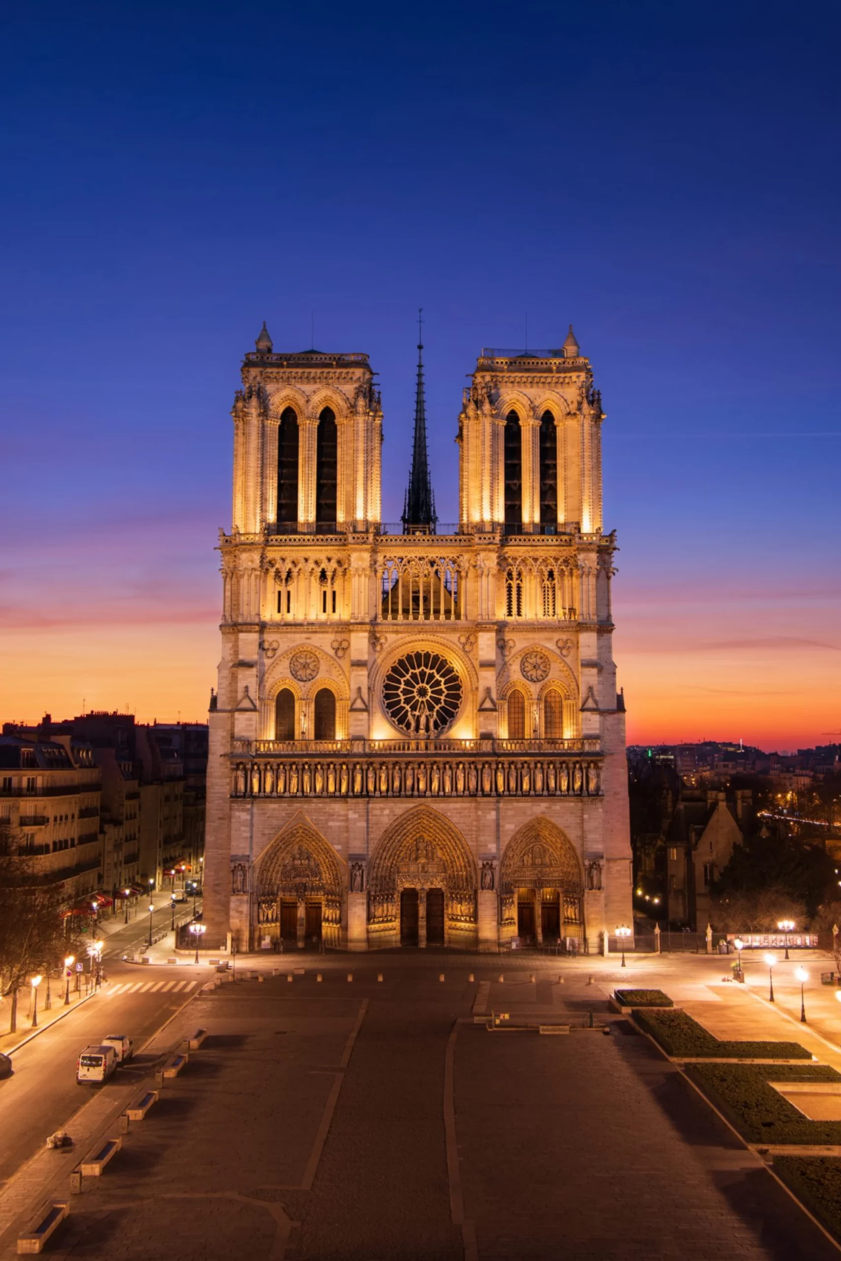 Property management Light In Paris